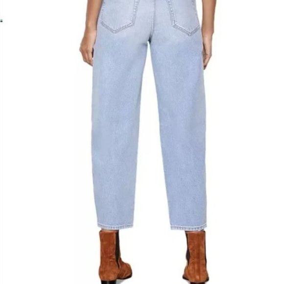 New! Frame Denim Le Ultra High Rise Barrel Leg Jeans in Clash | 27 - Picture 3 of 6